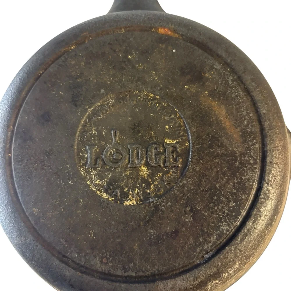 Lodge Vintage Cast Iron Skillet Bundle 2 Piece Set 6.5” Made In USA